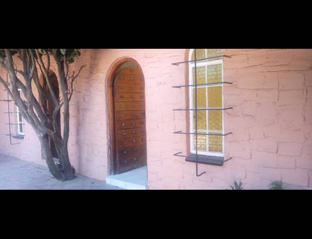 1 BEDROOM FLAT TO LET IN BIRCHLEIGH